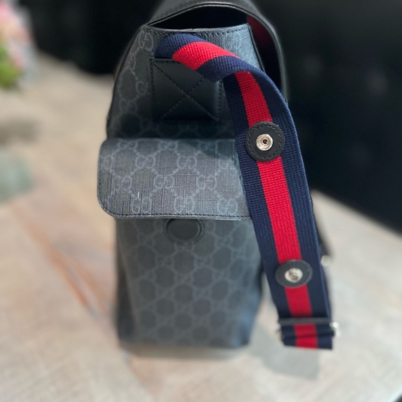 100% Authentic Gucci Diaper Bag - Picture 4 of 6